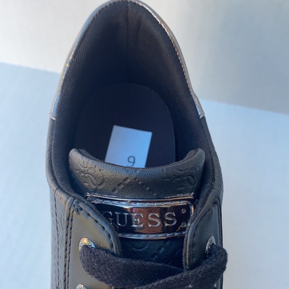 New Guess Womens Flowurs Logo-Debossed Wedge Sneakers Black Multi SZ 9 - Picture 7 of 9